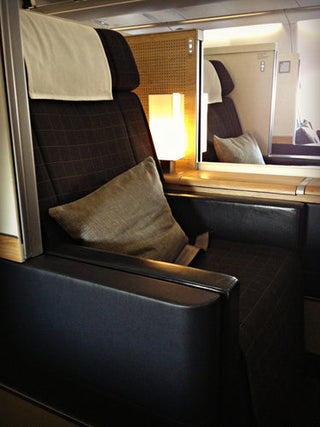 SWISS: A330 - First Class